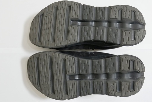 On Cloudtilt オン クラウドティルト ブラック 25.5cm メンズ