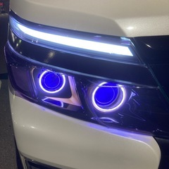ヴォクシー80系前期　加工ヘッドライトの画像
