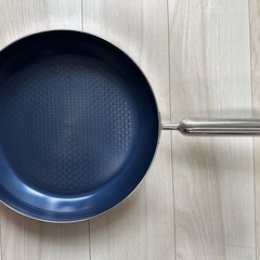 新品＜韓国neoflam＞28cmフライパン（セラミックコーティングとステンレス鋼）の画像