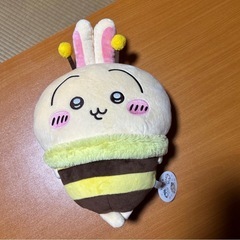 ちいかわ　ハチさんビックぬいぐるみ