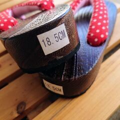 子供用の下駄(18.5cm)の画像