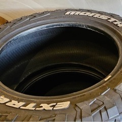 35×12.50r20タイヤ4本の画像