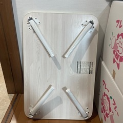 折りたたみローテーブルの画像