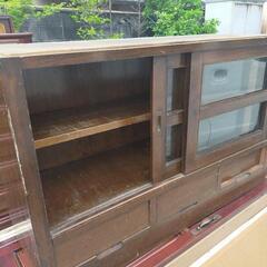 骨董品 アンティークガラス戸棚の画像