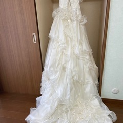 【お話し中】ウエディングドレス✨ベール、手袋付き✨20%OFF中の画像