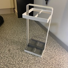 ニトリ 傘立て