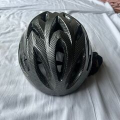 自転車　ヘルメット　大人用　超軽量　通気性　GKHLM001　Lサイズ　56-61の画像