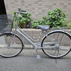 自転車　シルバー　ママチャリ