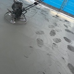 土間を仕上げる仕事です！　左官もやりますの画像