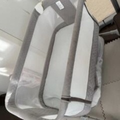 ベビーベッド　
