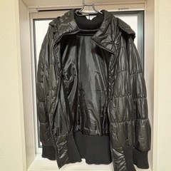 黒のロングアウター