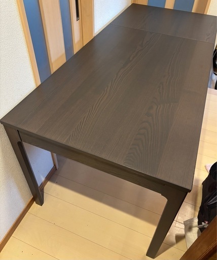 IKEA エーケダーレン 椅子2脚とテーブル 伸長式120/180 (えい