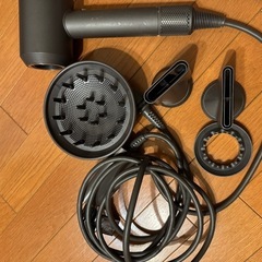 Dysonドライヤー　ジャンク品