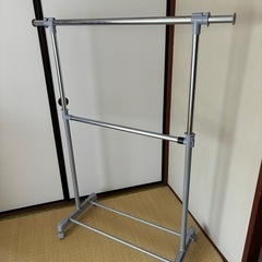 ハンガーラック
