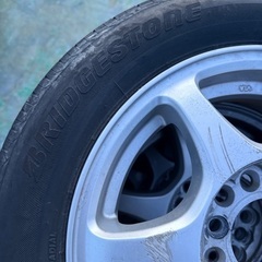 ホイール付きタイヤ4本の画像