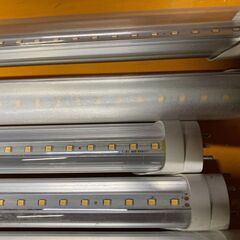 120cm 蛍光灯型LED 暖色白 1本 在庫９本有の画像