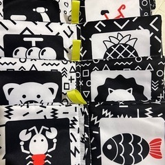 赤ちゃん布絵本 ベビー布おもちゃ 6冊セット 黒白ハイコントラス...