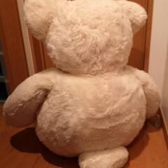 大きなクマのぬいぐるみ　ホワイトベアの画像