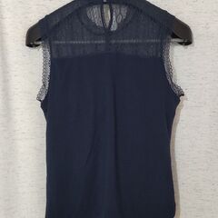 【used】　レース　ノースリーブ シャツ　ブラトップ付　紺　M～L サイズの画像