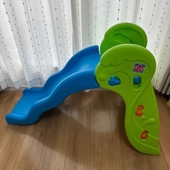 トイザらス 滑り台