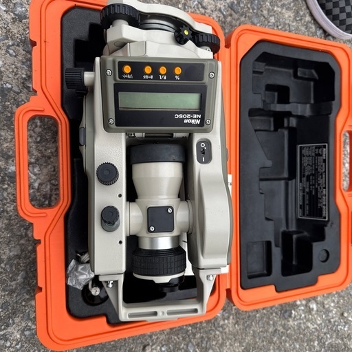 Nikon NE-2050G 光学機器 ケース付き