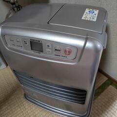 石油ファンヒーター画像確認宜しくお願い致します🙇