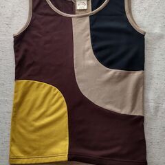【used】　柄　ノースリーブ　タンクトップ　　M～L サイズの画像