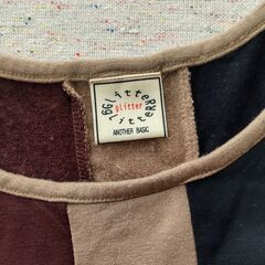 【used】　柄　ノースリーブ　タンクトップ　　M～L サイズの画像
