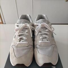 【美品】ニューバランス996　28cmの画像