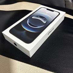 iPhone16e 128 ほぼ新品　ワイモバイル品△ロム
