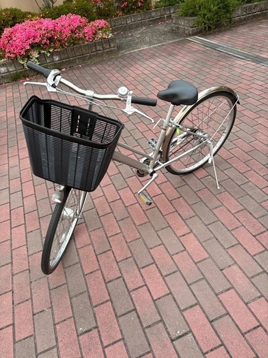 オートライト/3段変速付き軽快車(26㌅)お引き取りですが、配達も可能です。 オートライト/3段変速付き軽快車(26㌅)お引き取りですが、配達も