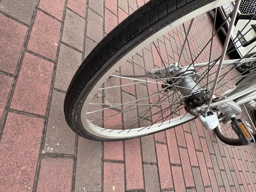 オートライト/3段変速付き軽快車(26㌅)お引き取りですが、配達も可能です。 オートライト/3段変速付き軽快車(26㌅)お引き取りですが、配達も