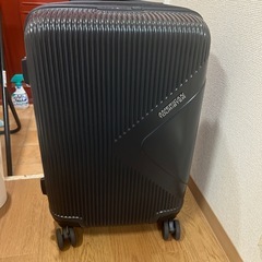スーツケース