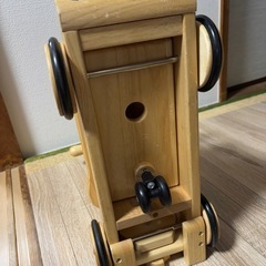 
木の車 の画像