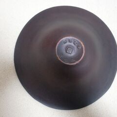 家から銅の灰皿出てきました 新品です。の画像