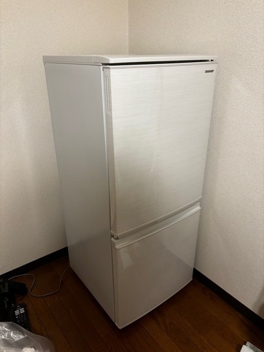 SHARP  冷蔵庫
