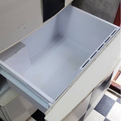 早い者勝ち！！AQUA 3ドア冷蔵庫の画像