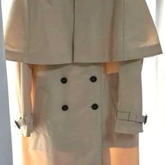 PRADA トレンチコート38  着用数回
クリーニング済　値下げなしの画像
