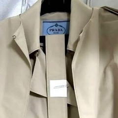 PRADA トレンチコート38  着用数回
クリーニング済　値下げなしの画像