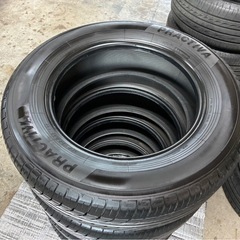 195/65R15🌈2022年製サマータイヤ🌻🌻プラグディバ（Y...