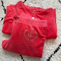 美品 
juicy  couture セットアップ