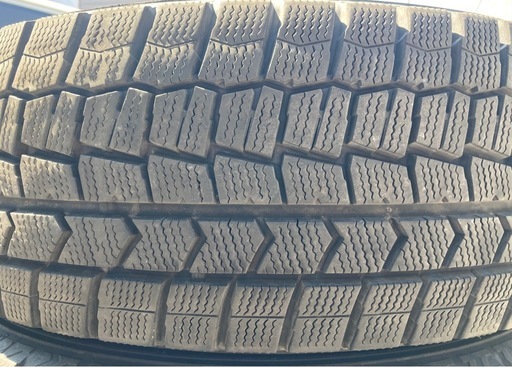 DUNLOP 205/60R16 24年製　スタッドレスタイヤ