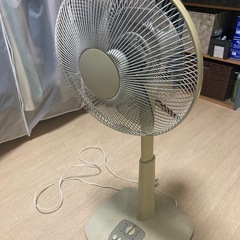 イワタニ　扇風機