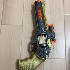 おもちゃの銃の画像