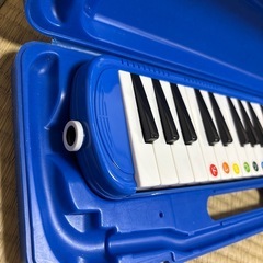 鍵盤ハーモニカ　ピアニカ　ブルーの画像