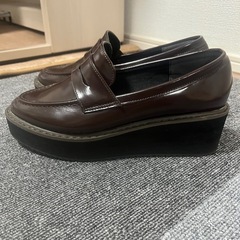 minia ブラウン ローファー の画像