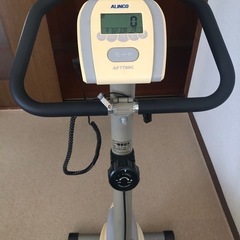 健康器具 フィットネスバイク　　　 健康器具最の画像