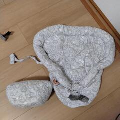 エルゴベビー　ベビーキャリア　インサート付きの画像