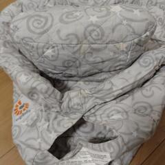 エルゴベビー　ベビーキャリア　インサート付きの画像