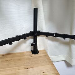 【無料】モニターアーム